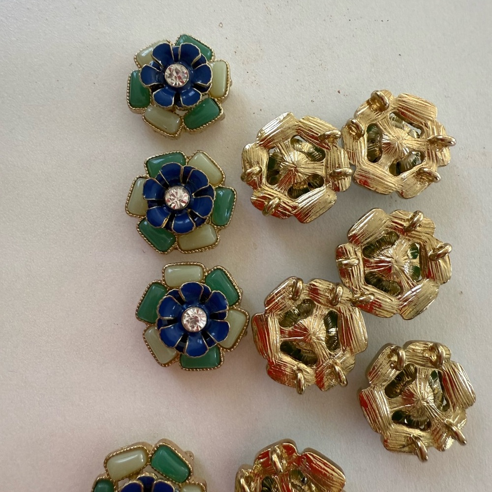 Beautiful Versatile Pendants - image 4